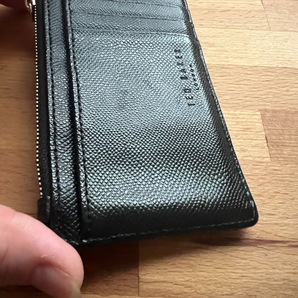 Ted Baker Black Metal Bow Card and Coin Wallet - Picture 8 of 9